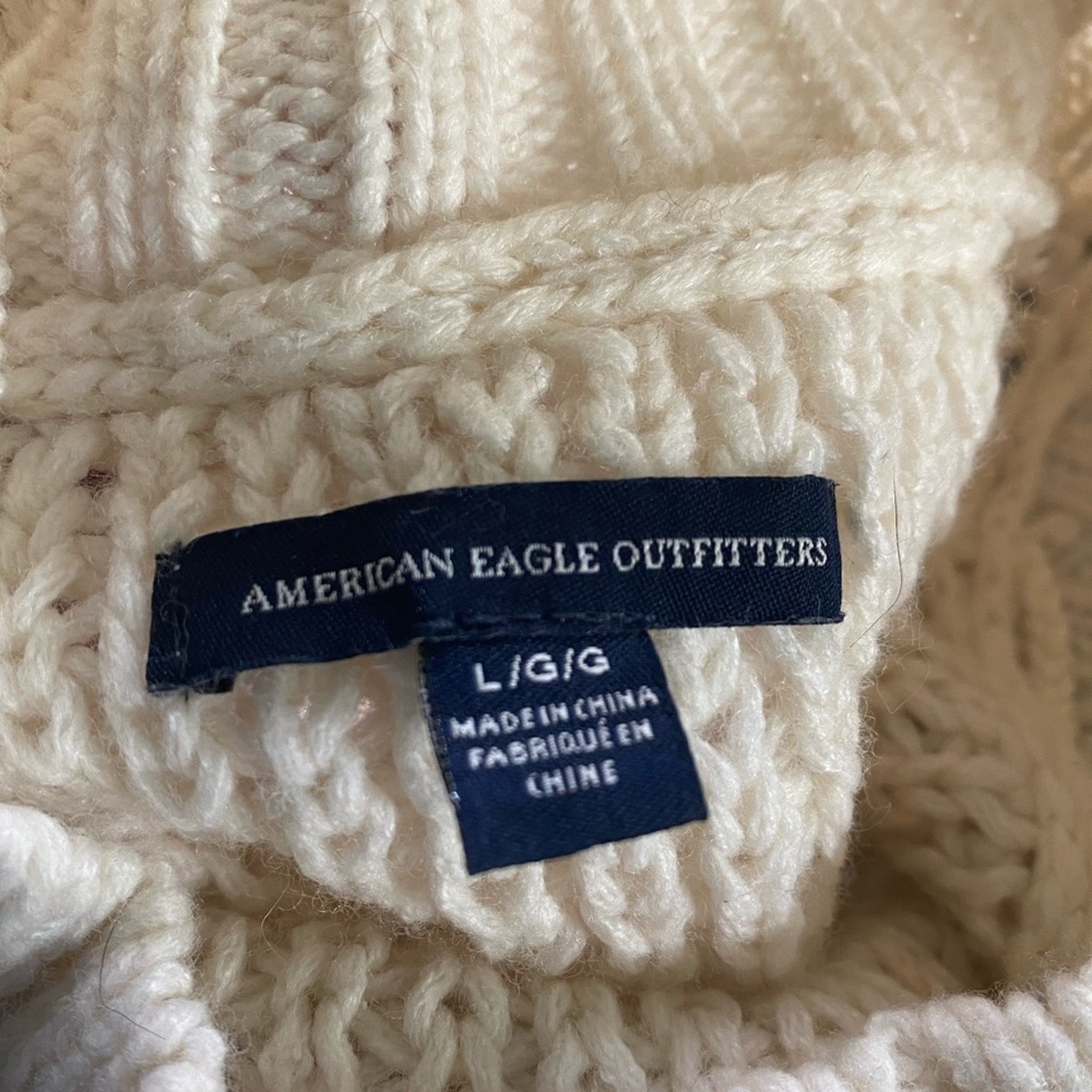 American eagle sweater